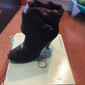 Cathy black booties
